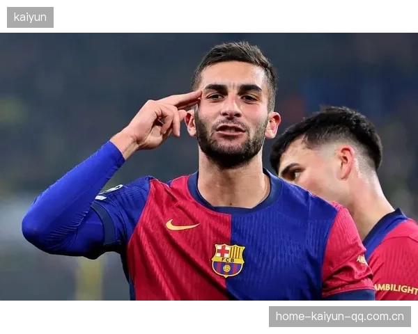 巴萨费兰托雷斯前插推射，轻巧灵动再度彰显天赋